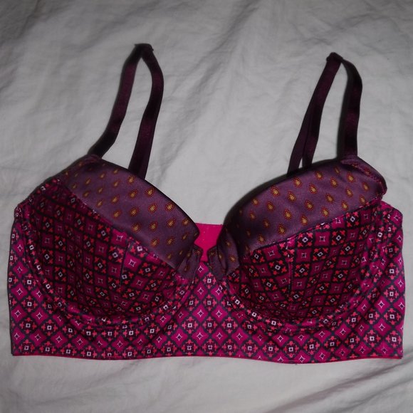 Victoria's Secret Other - Victorias Secret Very Sexy Shiny Satin Lined Demi Geo Floral Paisley Bra 34 C